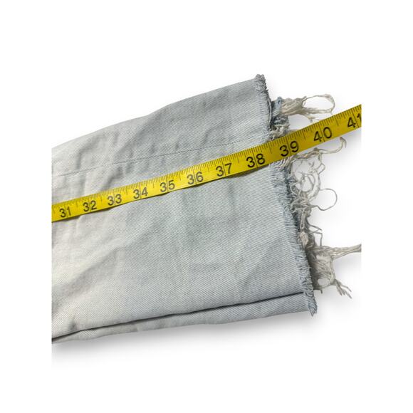 Madewell Distressed Light Wash Raw Hem Jeans Size 30 - Picture 7 of 13